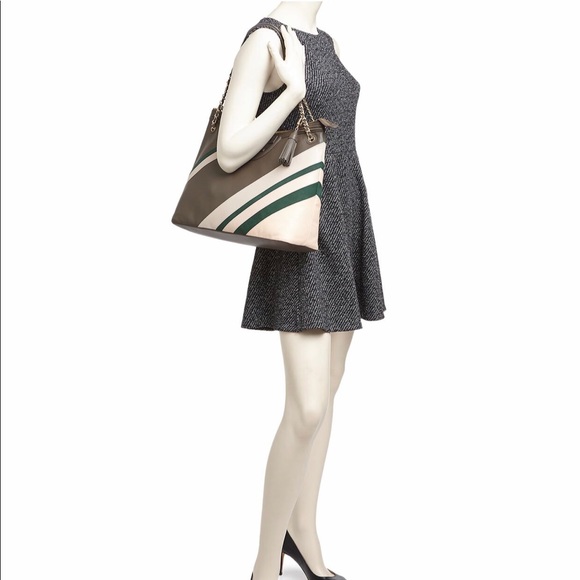 🌸SOLD🌸 Tory Burch Fleming Stripe Leather Tote - Picture 2 of 8